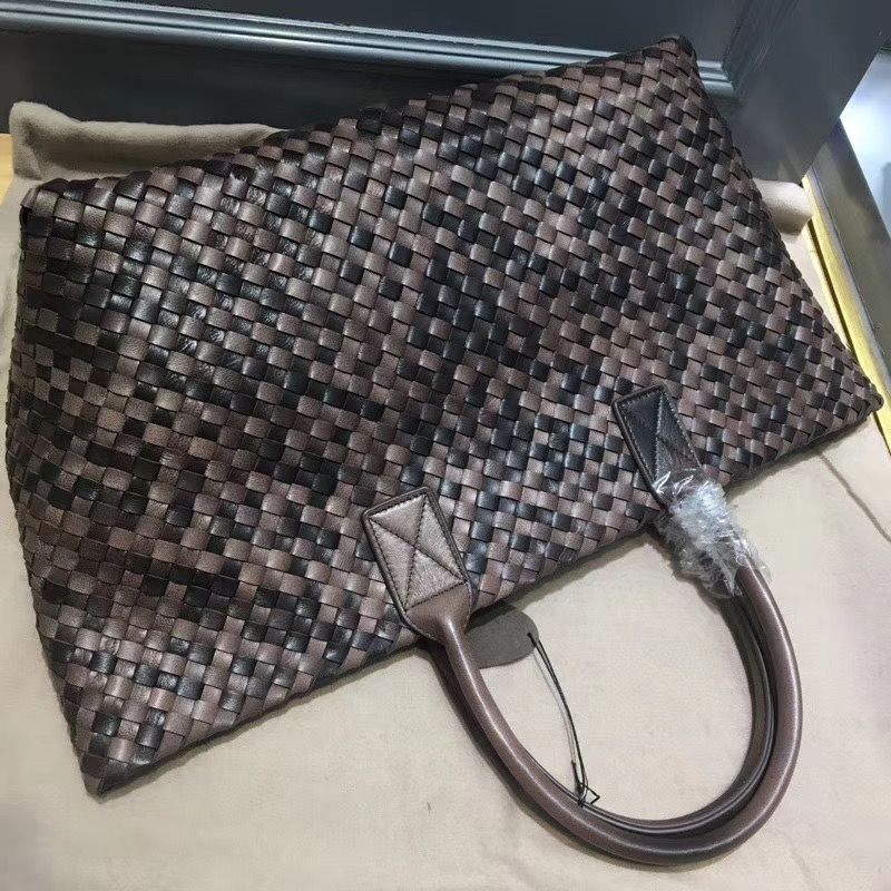Bottega Veneta Cabat 40 cm