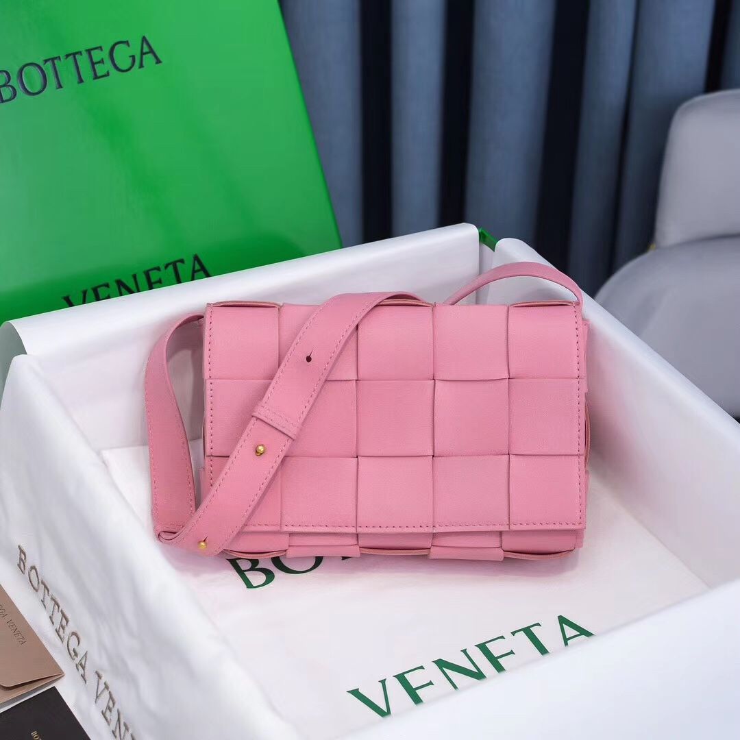 Bottega Veneta Cassette 25 cm