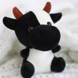 Коровка чёрная большая, 11 см