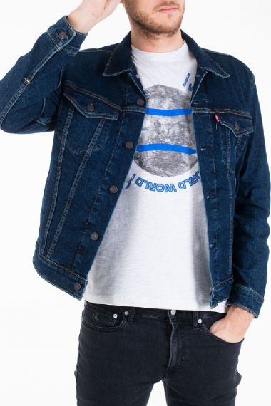Levi's