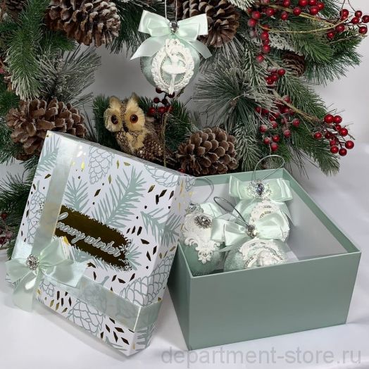 Ёлочные шары ручной работы (Салатовый бархат), набор 4 шт.