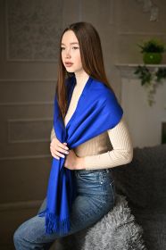 тёплый шарф с кистями 100% шерсть мериноса,  расцветка  Яркий Синий 100% Ultrafine Merino Wool Classic BRIGHT BLUE  , средняя плотность 5