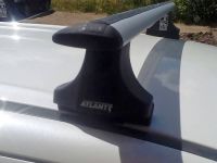 Багажник на крышу Mitsubishi ASX 2011-..., со штатными местами (планки под зацеп), Атлант, крыловидные дуги