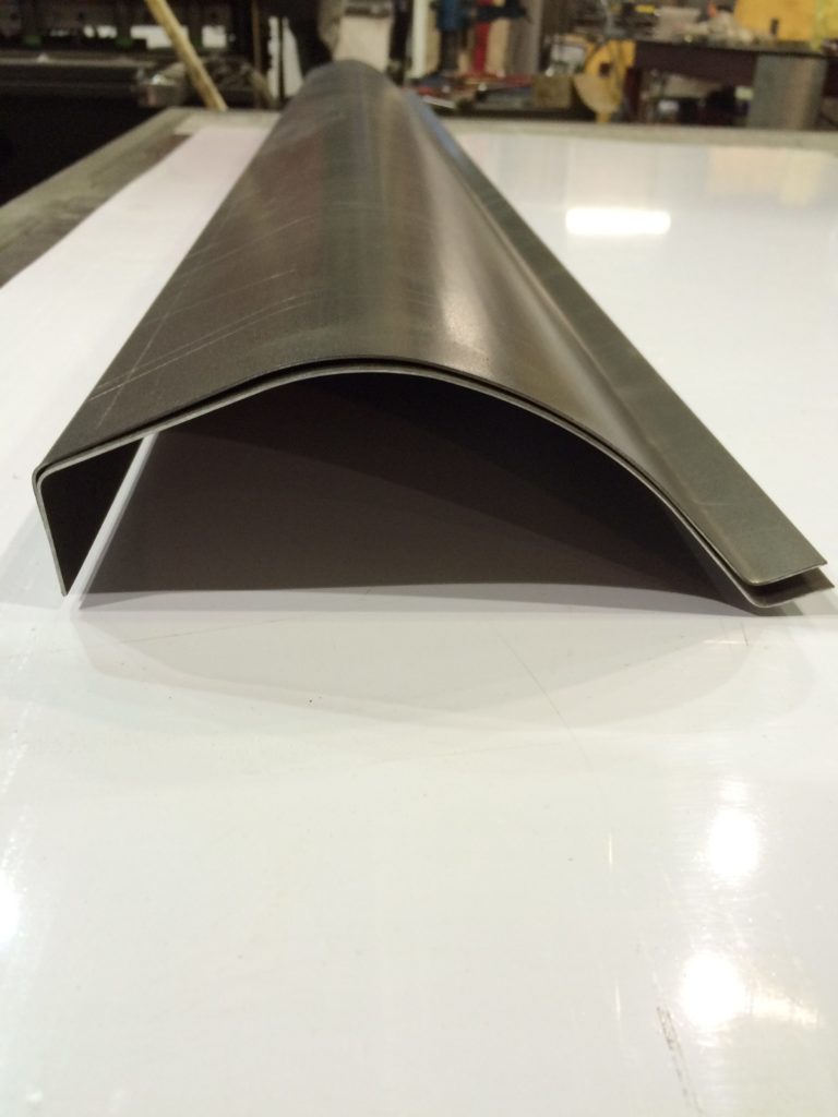 Кузовные пороги комплект 2шт (левый+правый)