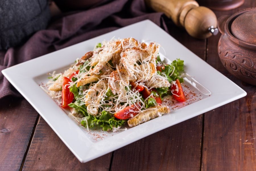 Цезарь с курицей