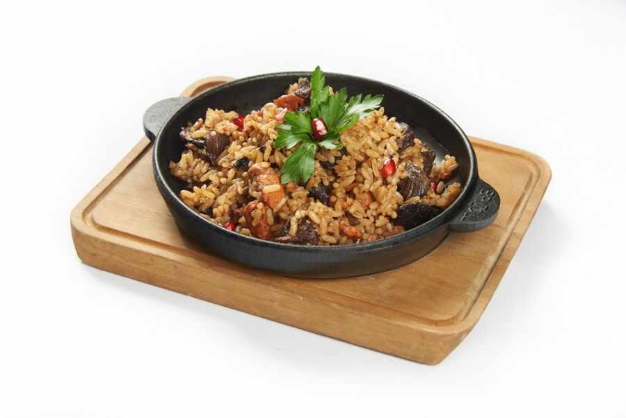 Плов из говядины с грузинским акцентом