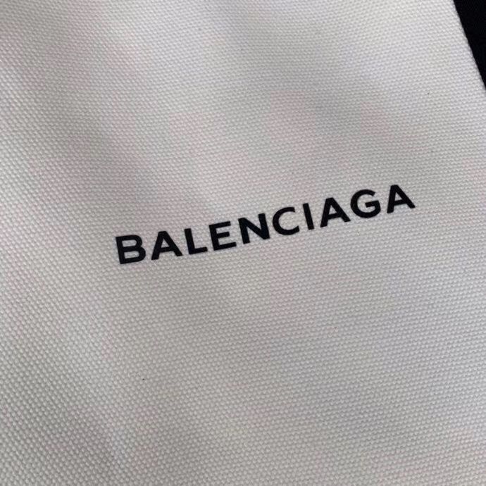 Balenciaga 30 cm