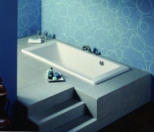 Акриловая ванна Roca Vythos 247844000 Акриловая ванна Roca Vythos 247844000