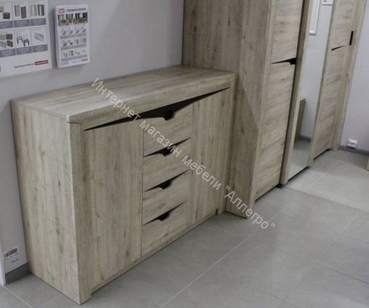 Тумба Соренто с 4 ящиками и 2 дверцами Дуб Стирлинг  (спальня)