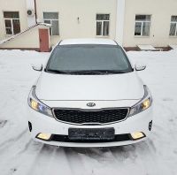 Kia Cerato 2018 г. Автомат (белый) - вид спереди