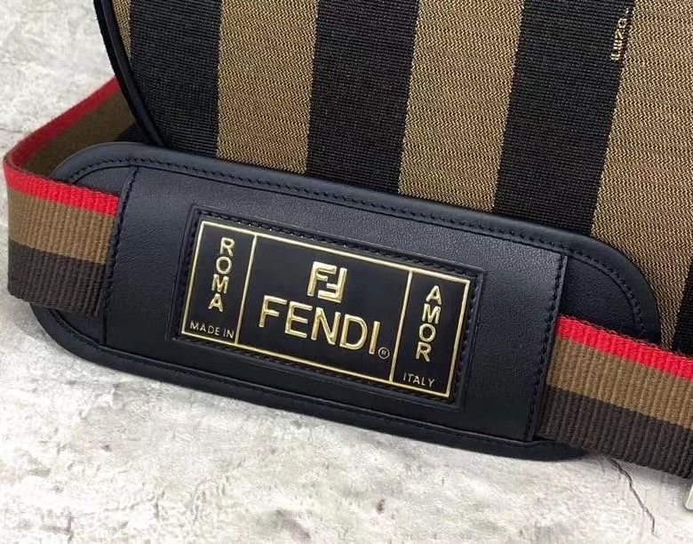 Fendi 50x30 cm