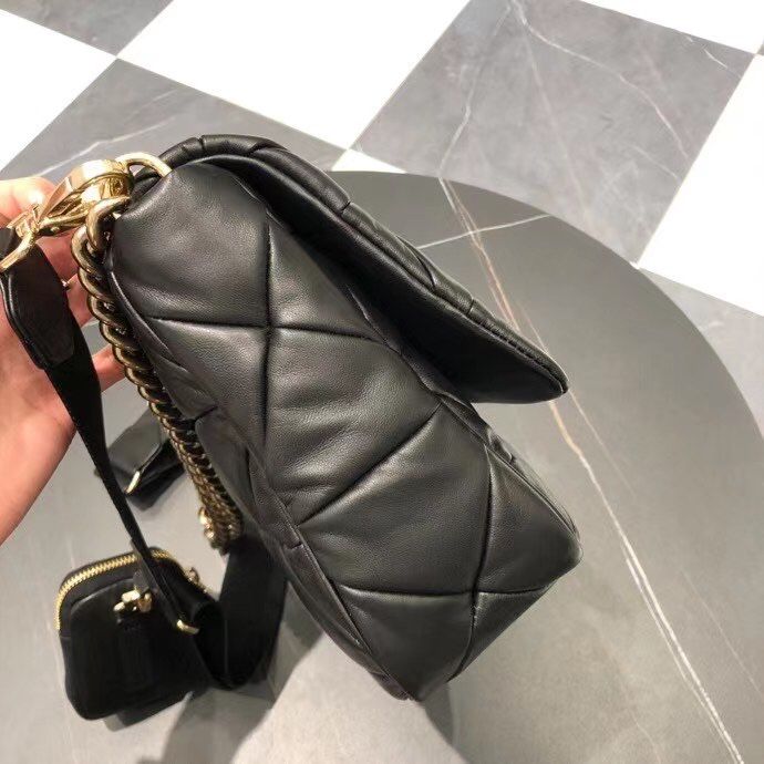 Prada 28 cm