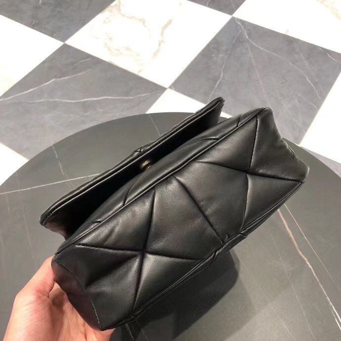 Prada 20 cm