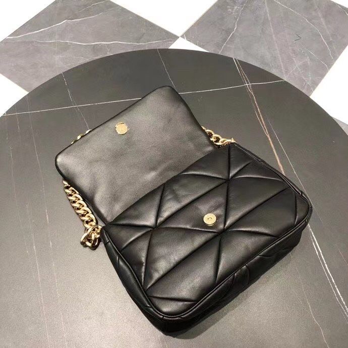 Prada 20 cm