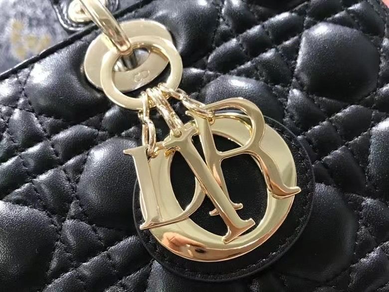 Lady Dior 32 cm