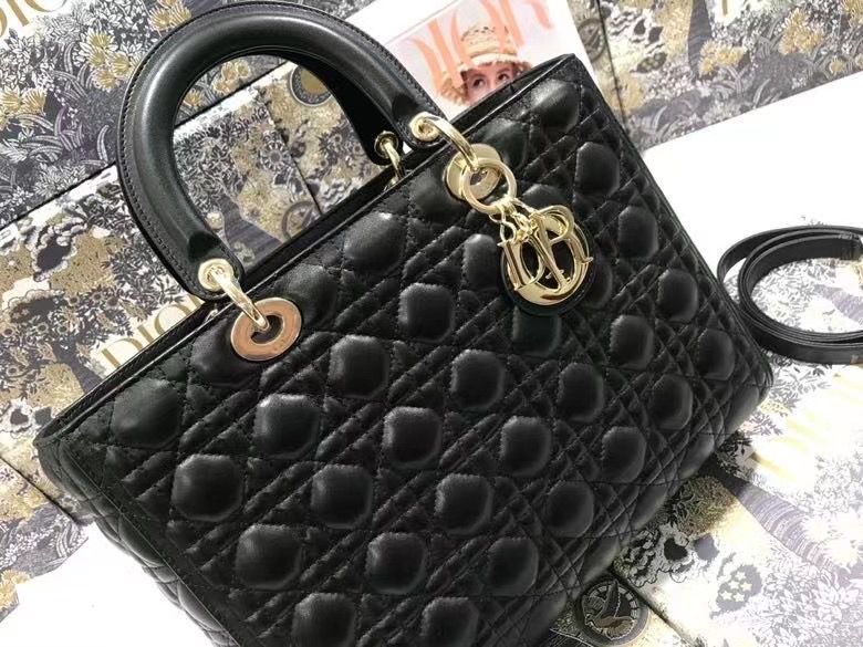 Lady Dior 32 cm