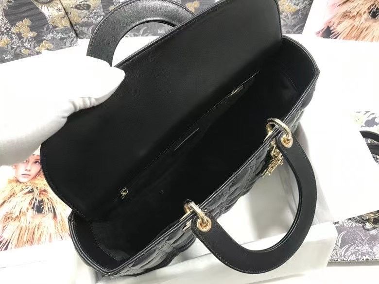 Lady Dior 32 cm