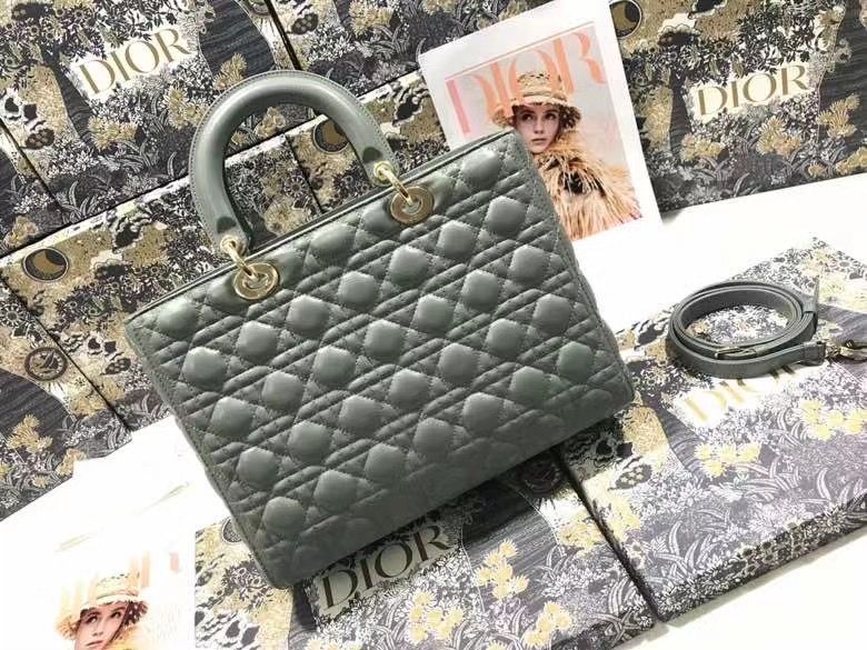 Lady Dior 32 cm