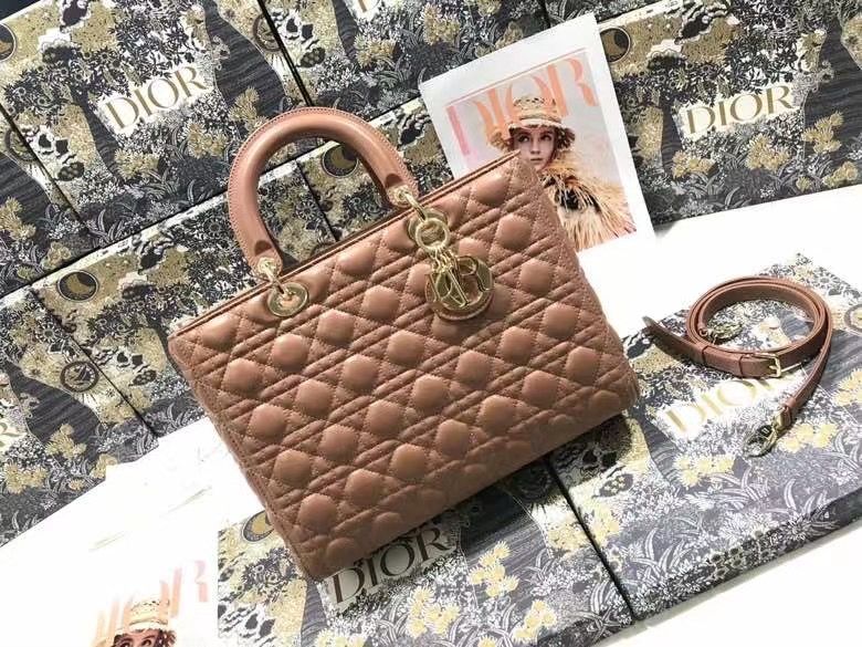 Lady Dior 32 cm