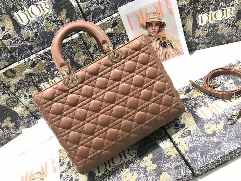 Lady Dior 32 cm