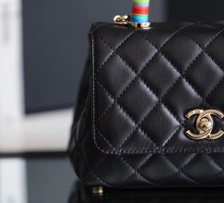 Chanel mini coco handle