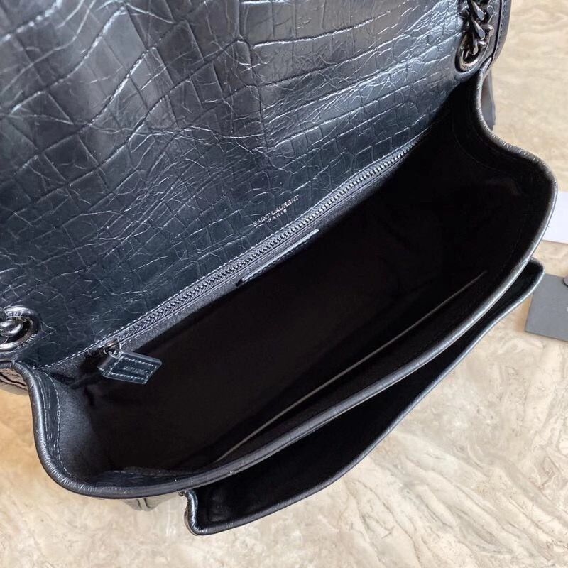 Saint Laurent Niki 28 cm