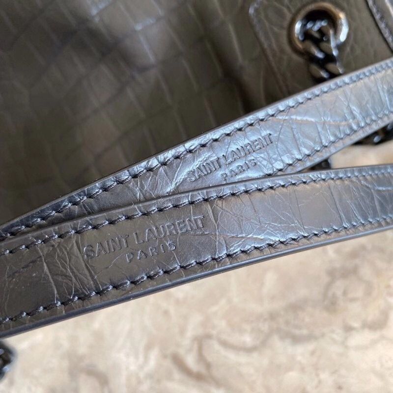 Saint Laurent Niki 33 cm
