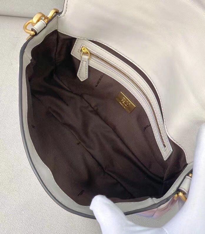 Fendi Baguette 27x15x6 cm