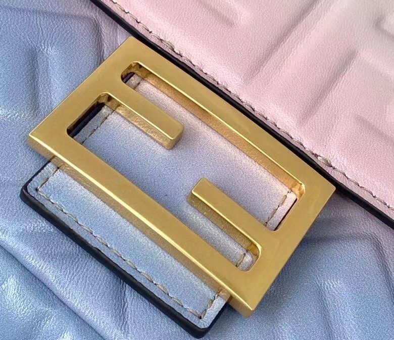 Fendi Baguette 27x15x6 cm