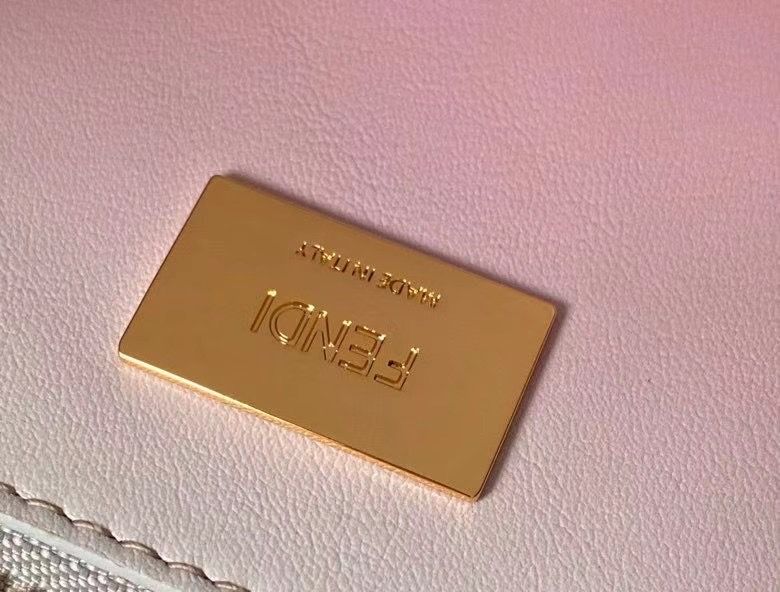 Fendi Peek-a-boo 28 cm