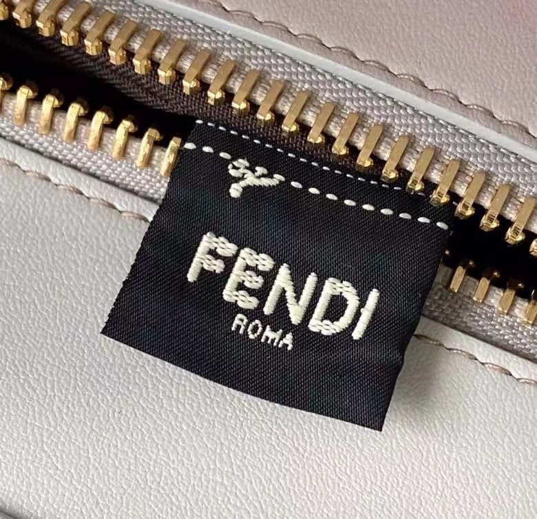 Fendi Peek-a-boo 28 cm