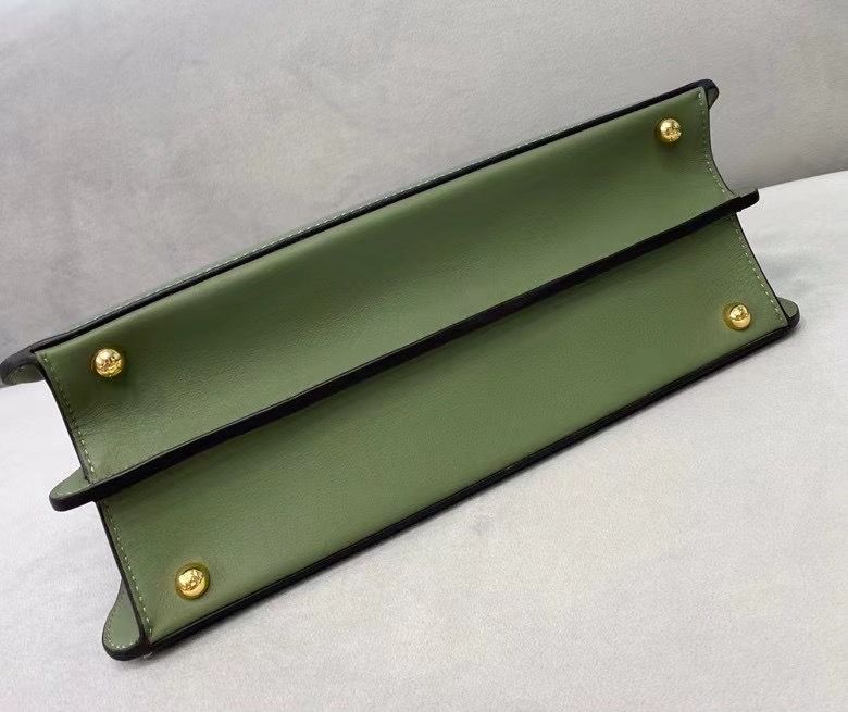 Fendi Peek-a-boo 33 cm