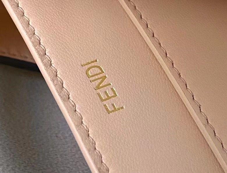 Fendi Peek-a-boo 33 cm