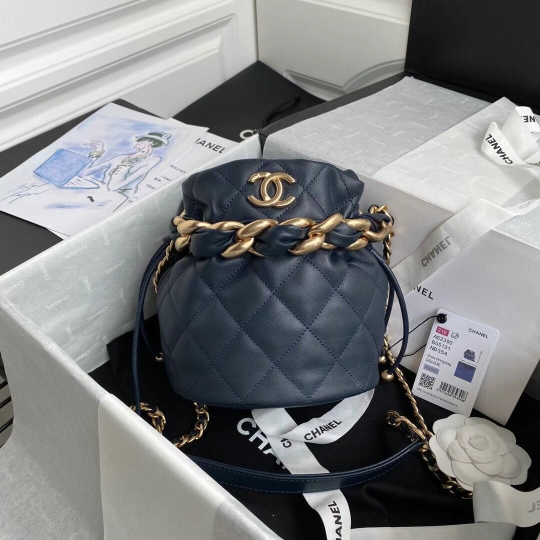 Chanel 19x16x13 cm