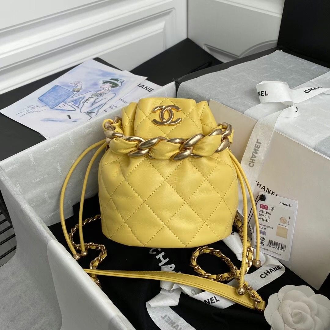 Chanel 19x16x13 cm