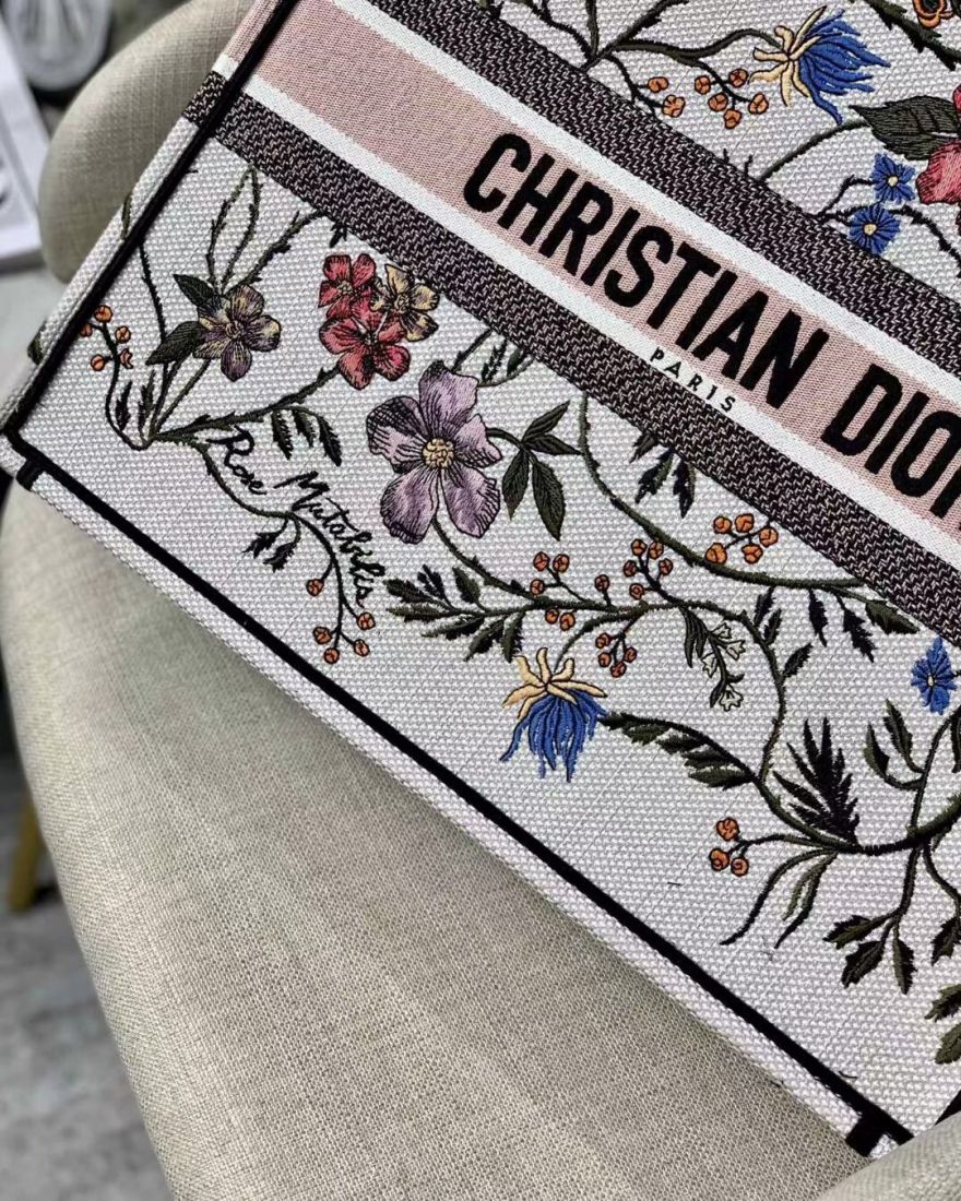 Dior Book Tote 41 cm