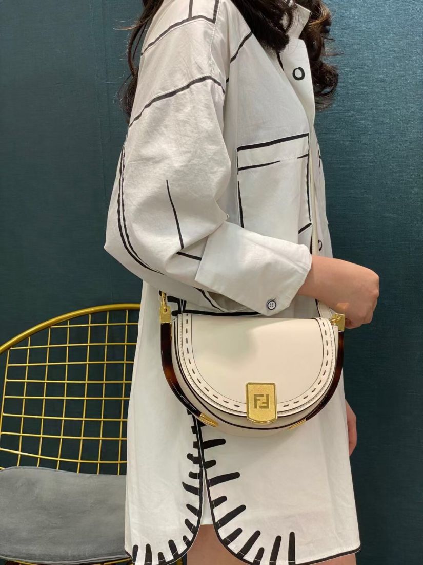 Fendi Moonlight 21x14x9 cm