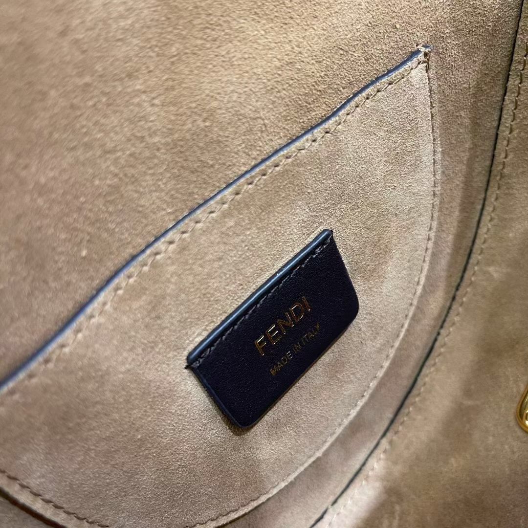 Fendi Moonlight 21x14x9 cm
