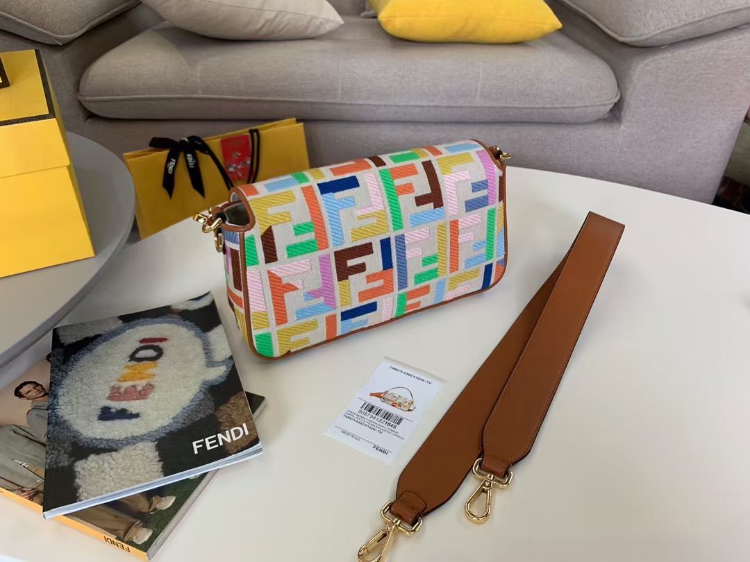 Fendi Baguette 26cm