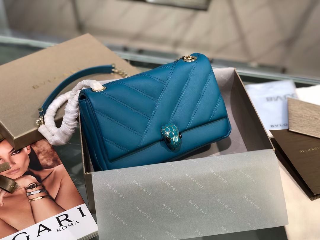 BVLGARI 22,5 cm