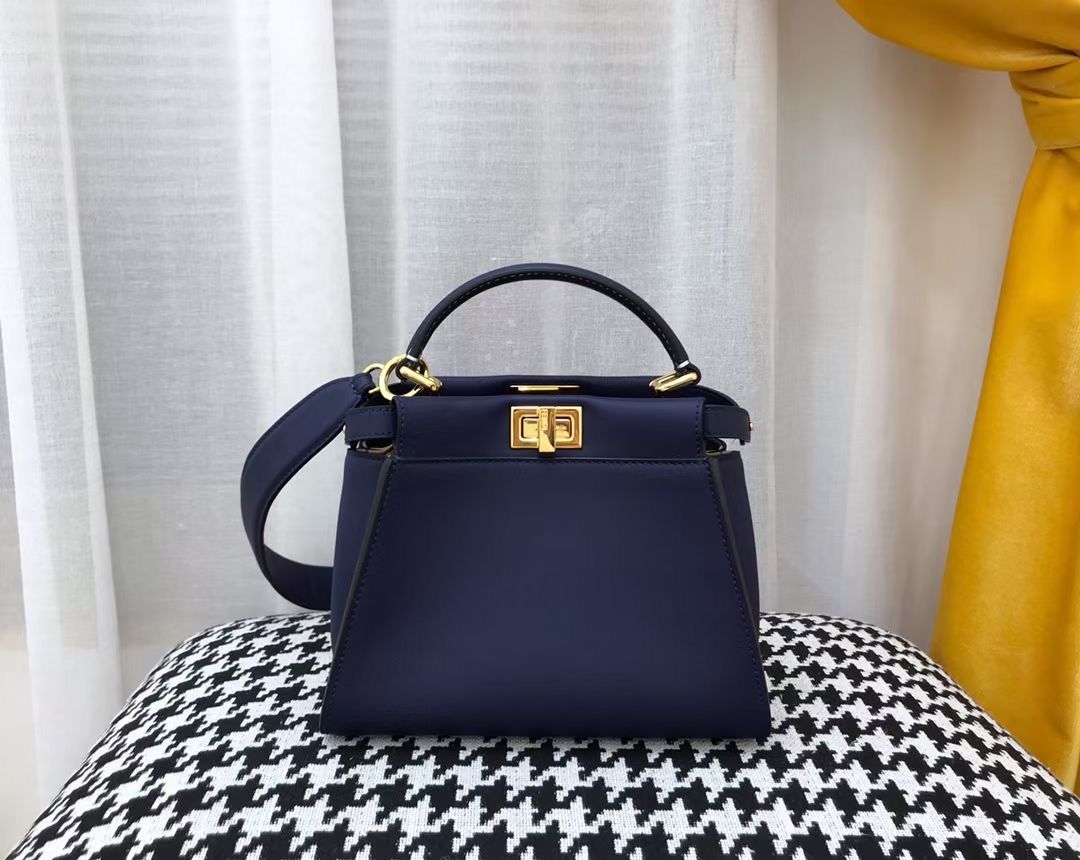 Fendi Peek-a-boo 23 cm