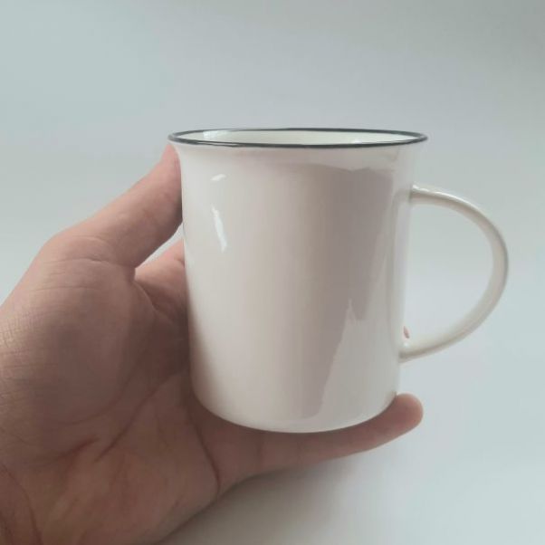 Кружка Nostalgie с черным ободком