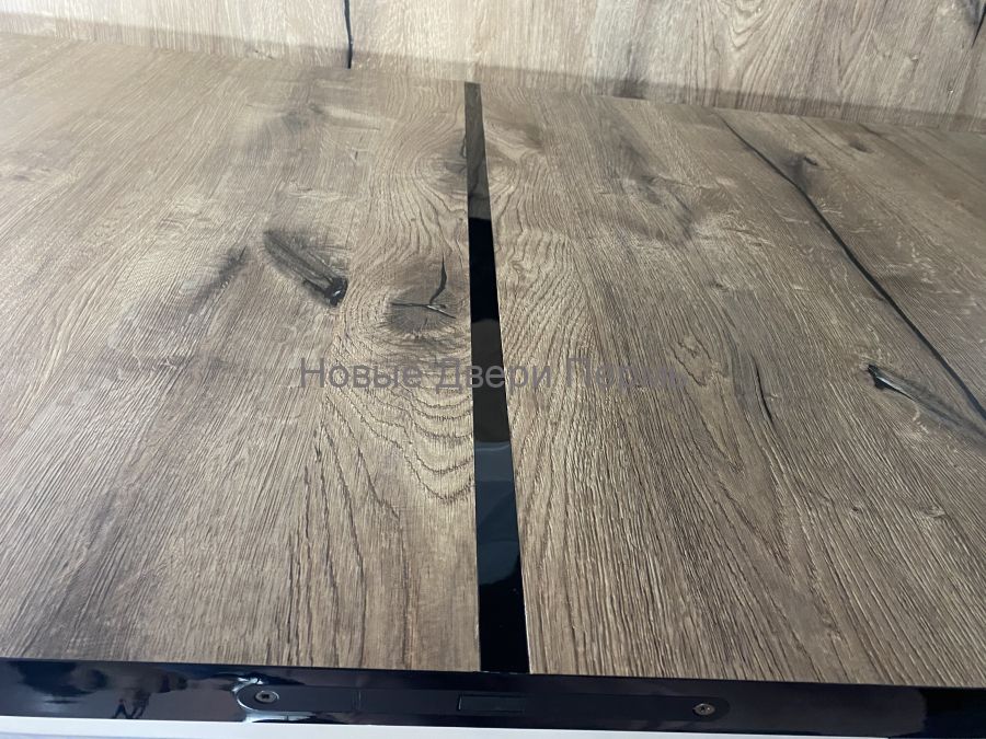 Royal-4 Дуб Пацифика