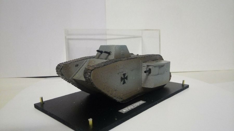 Танк A7VU 1918 (1/72)