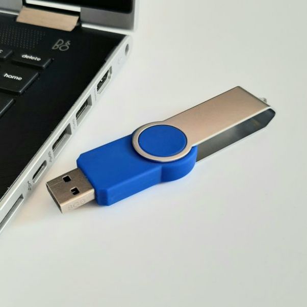 Синие флешки Swing 8 Gb