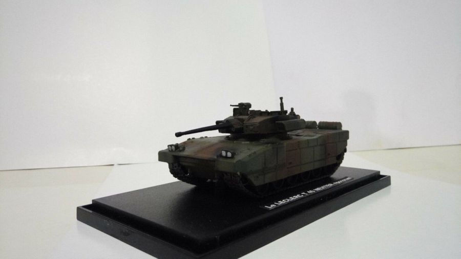 Le LECLERC T 40 NEXTER Prototype  (1/72)