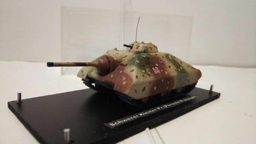 Schwerer Kleiner Pz (Porsche Prototype)  (1/72)