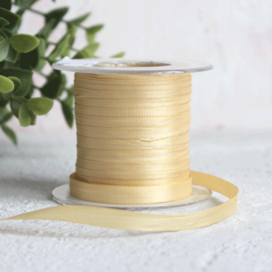 Шелковая лента MAJESTIK золотисто-бежевая №108, 7 мм., искусственная