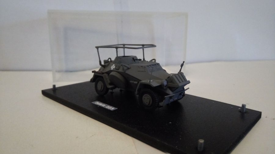 Sd.Kfz. 223  (1/72)