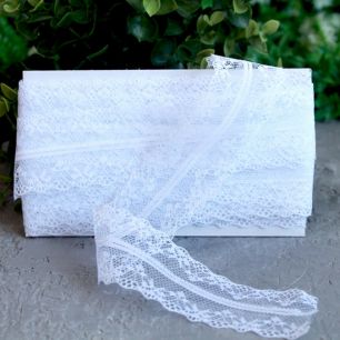 Кружево-трикотаж белое, 40 мм.